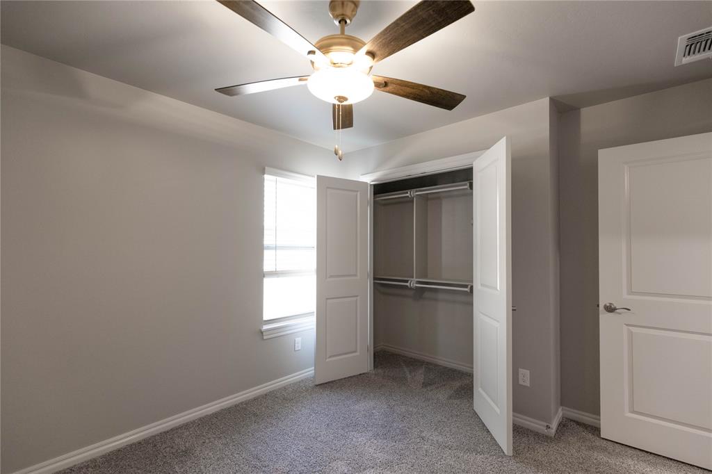 9212 Nw 86th Street Property Photo 15