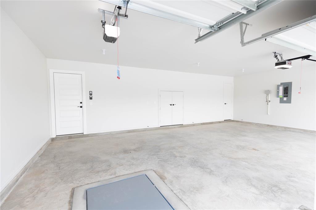 12309 Samara Drive Property Photo 27