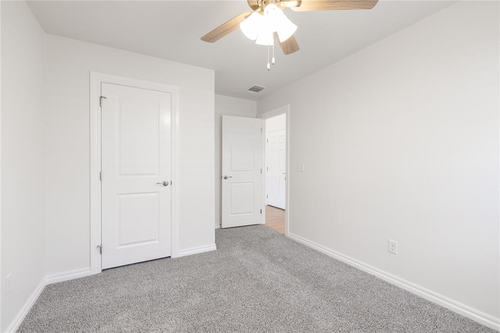 2216 Nw 170th Street Property Photo 17