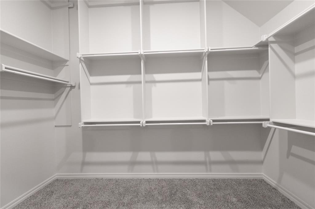 3305 Broadmoore Drive Property Photo 14