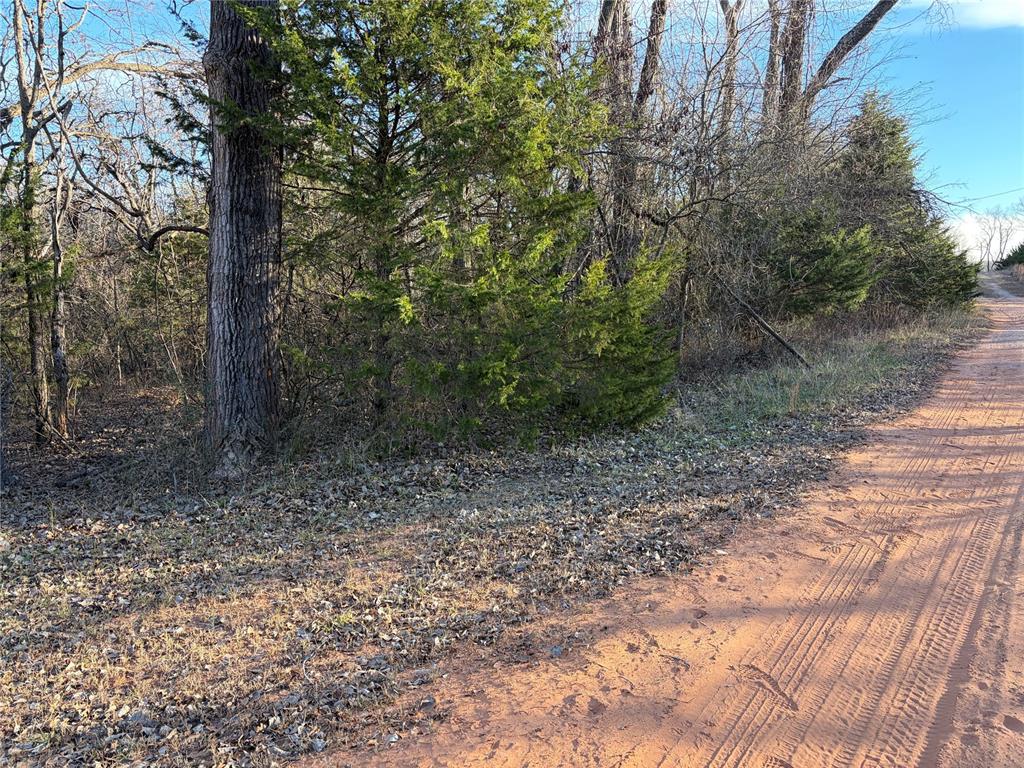 2861 Sweetheart Circle Property Photo 9