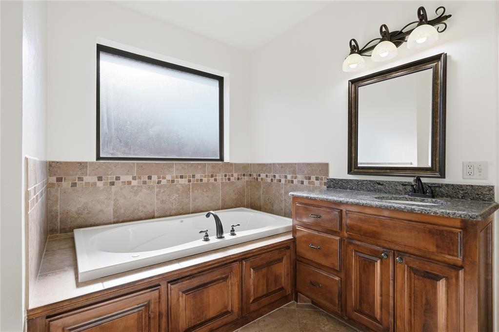 617 Affirmed Drive Property Photo 20