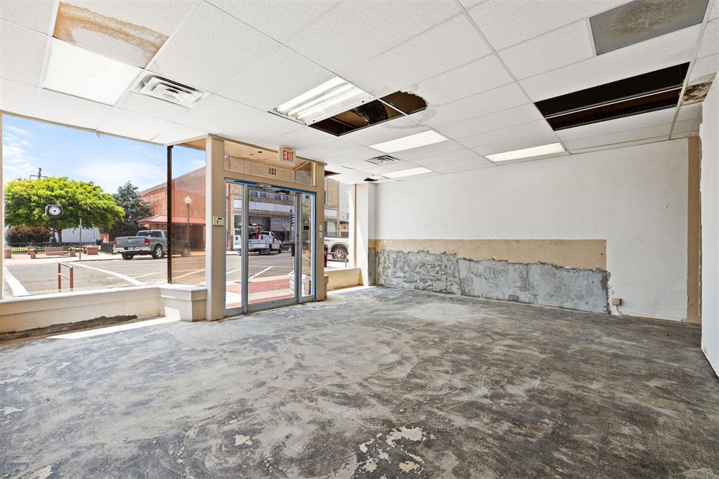 1208898 Property Photo 8