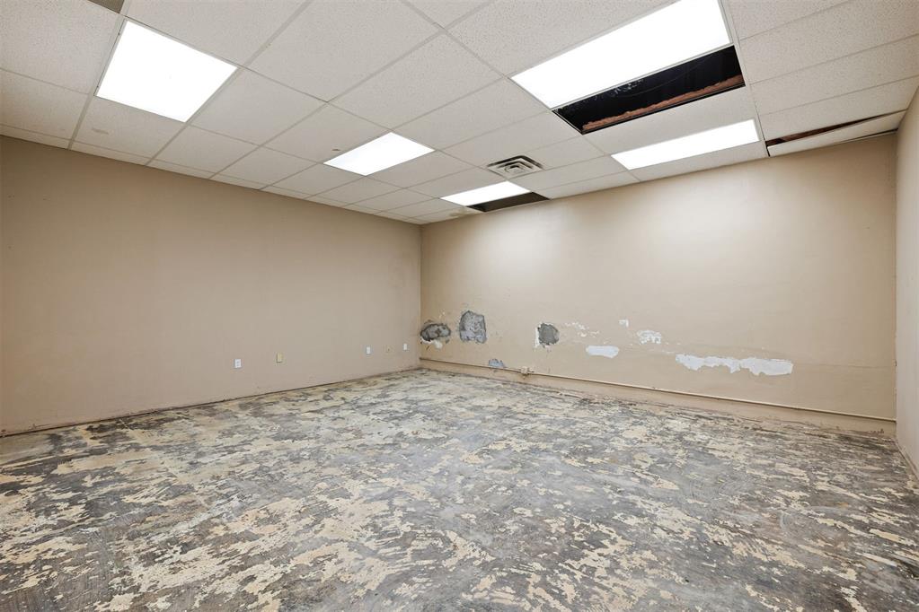 1208898 Property Photo 12