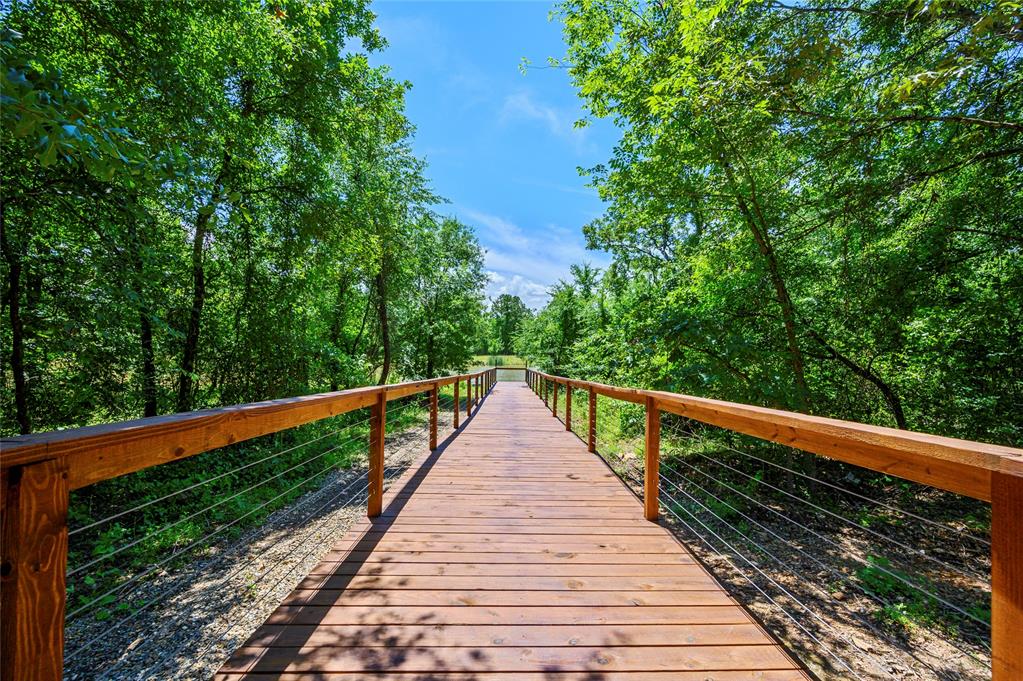 83 Hickory Creek Trail Property Photo 3