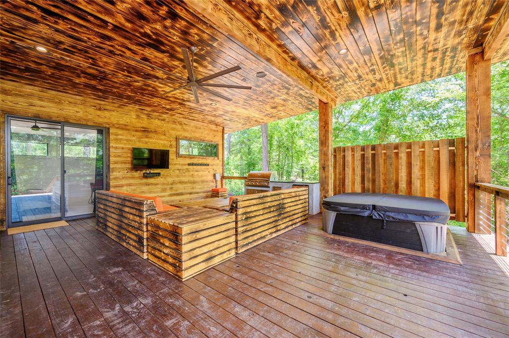 83 Hickory Creek Trail Property Photo 4