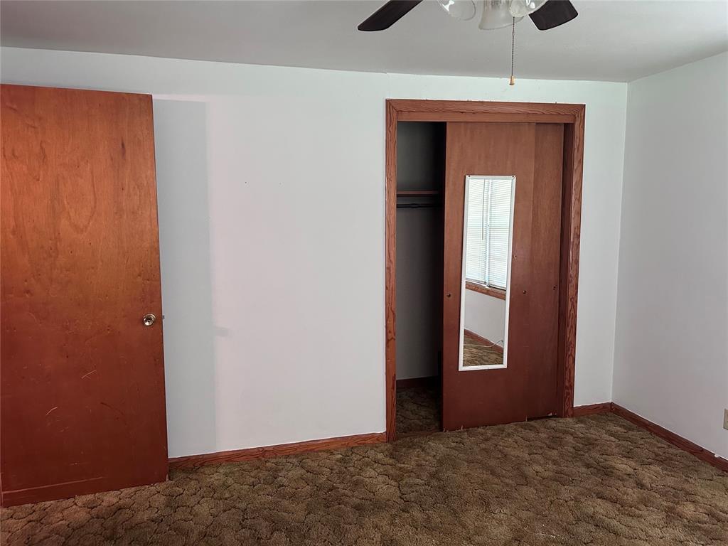 811 N Broadway Street Property Photo 23