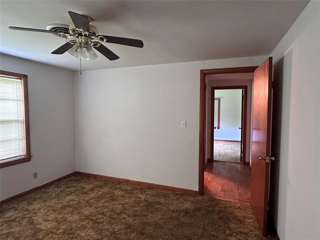 811 N Broadway Street Property Photo 25