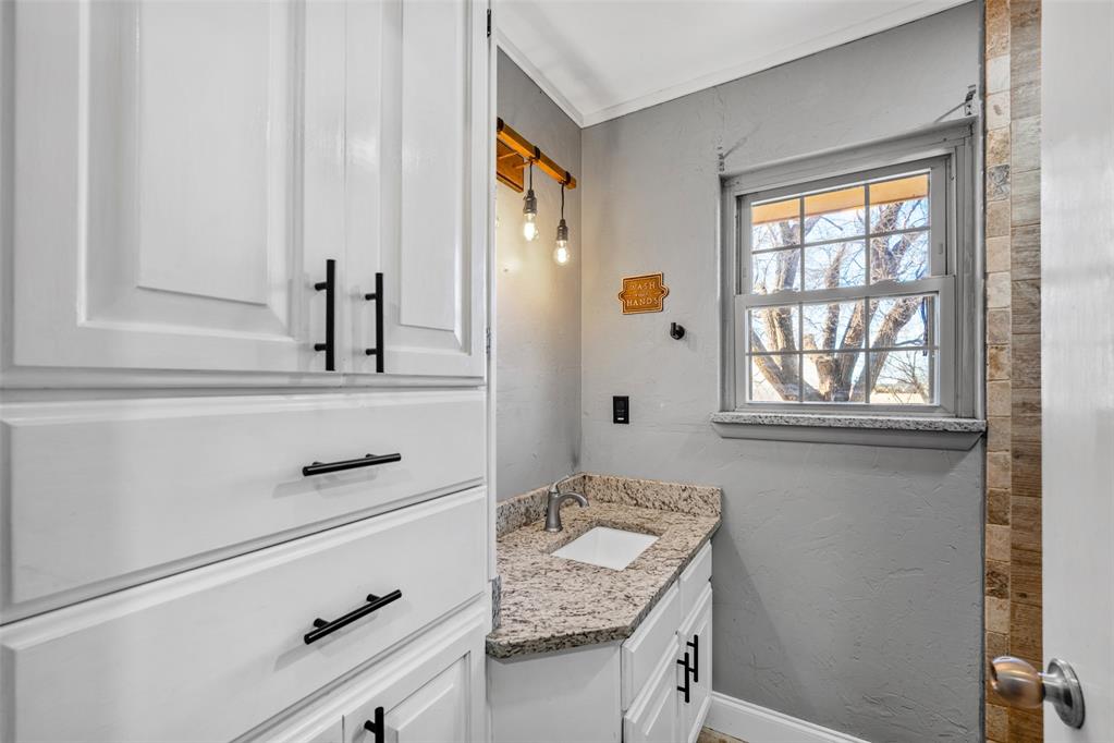 1202 S 13th Street Property Photo 16