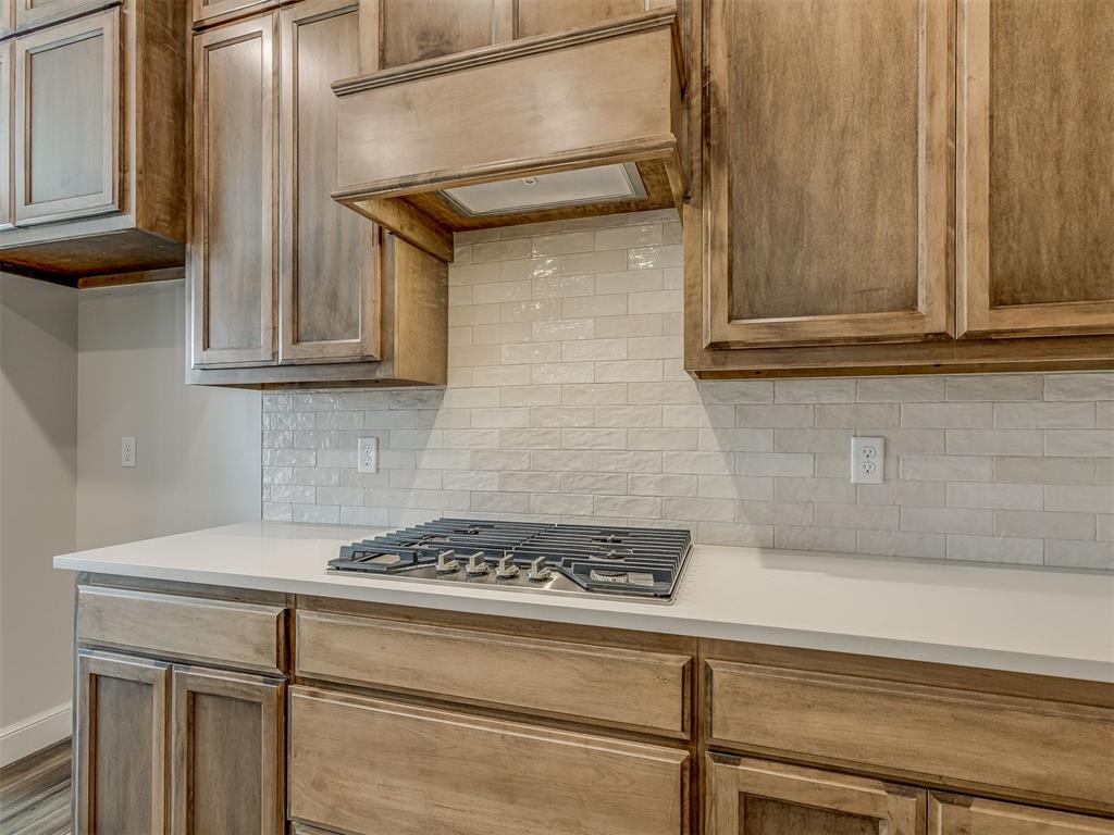 10116 Hamilton Drive Property Photo 13