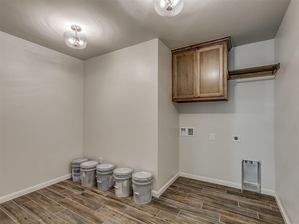 10116 Hamilton Drive Property Photo 24