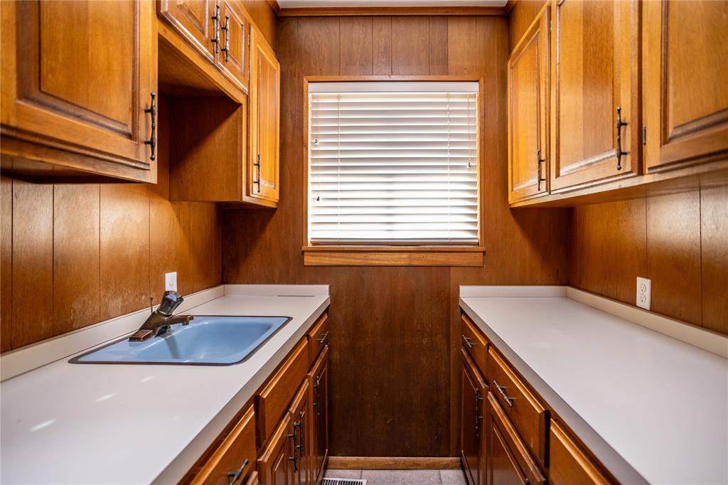 401 N Arizona Property Photo 23