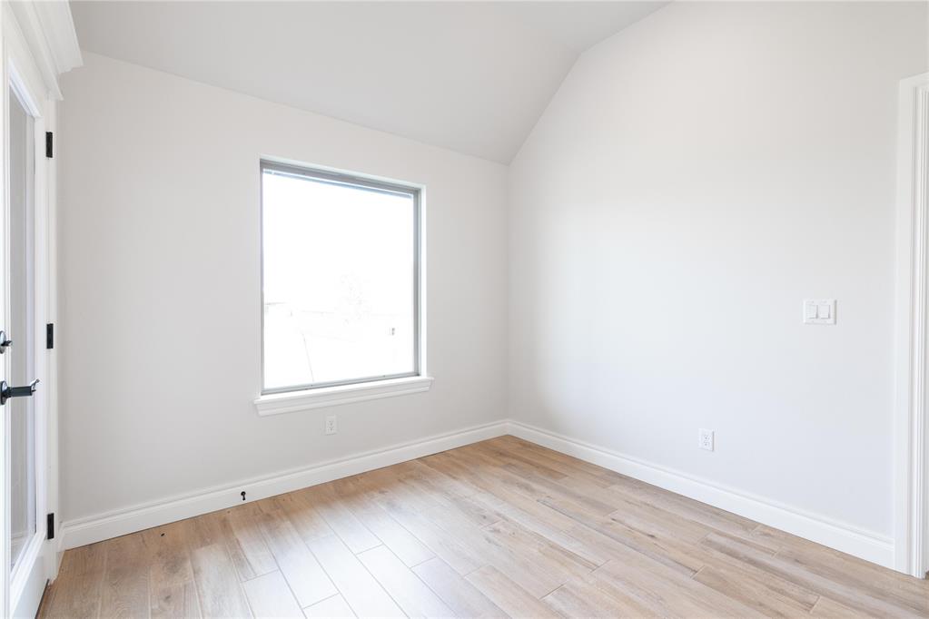 808 Westfall Drive Property Photo 11