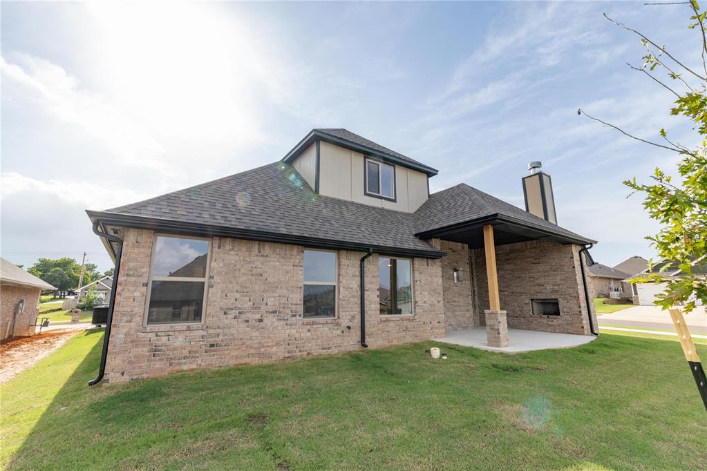 808 Westfall Drive Property Photo 35