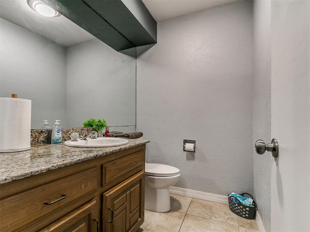 913 Oak Tree Drive Property Photo 27
