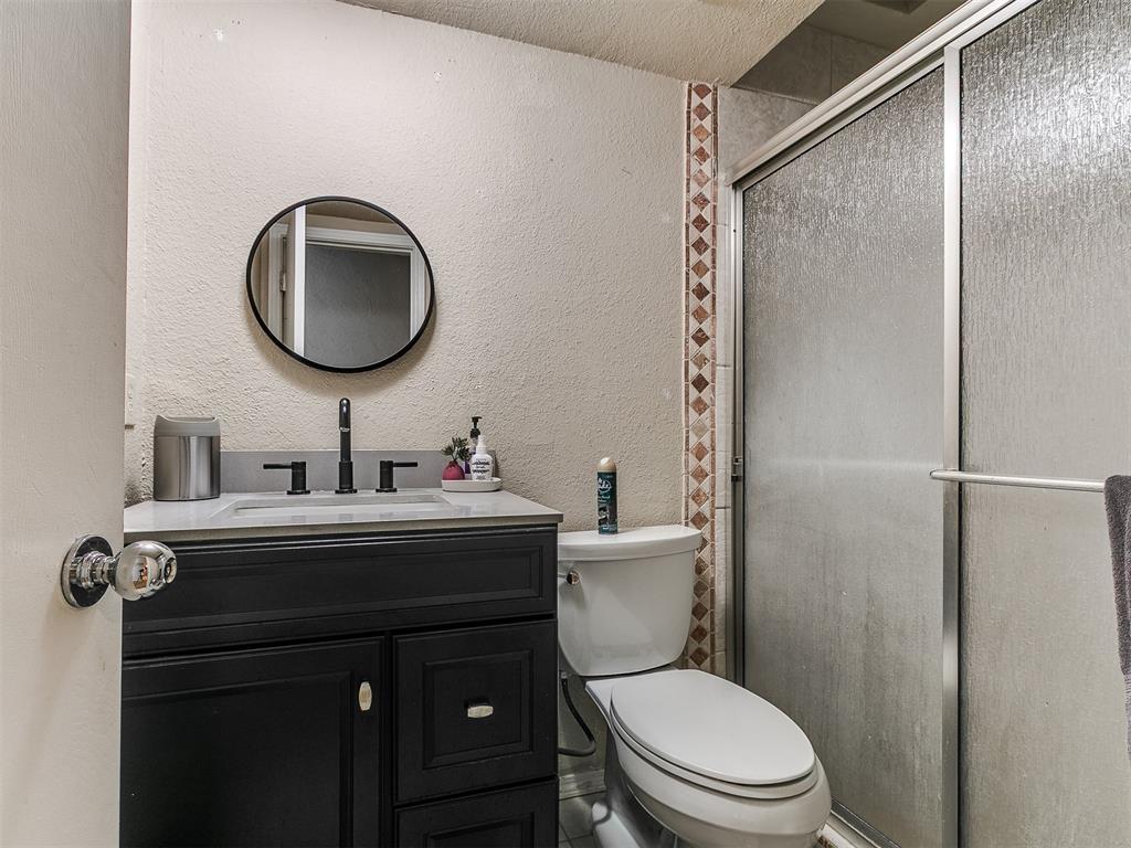 913 Oak Tree Drive Property Photo 29