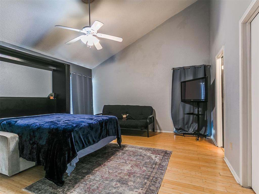 913 Oak Tree Drive Property Photo 43