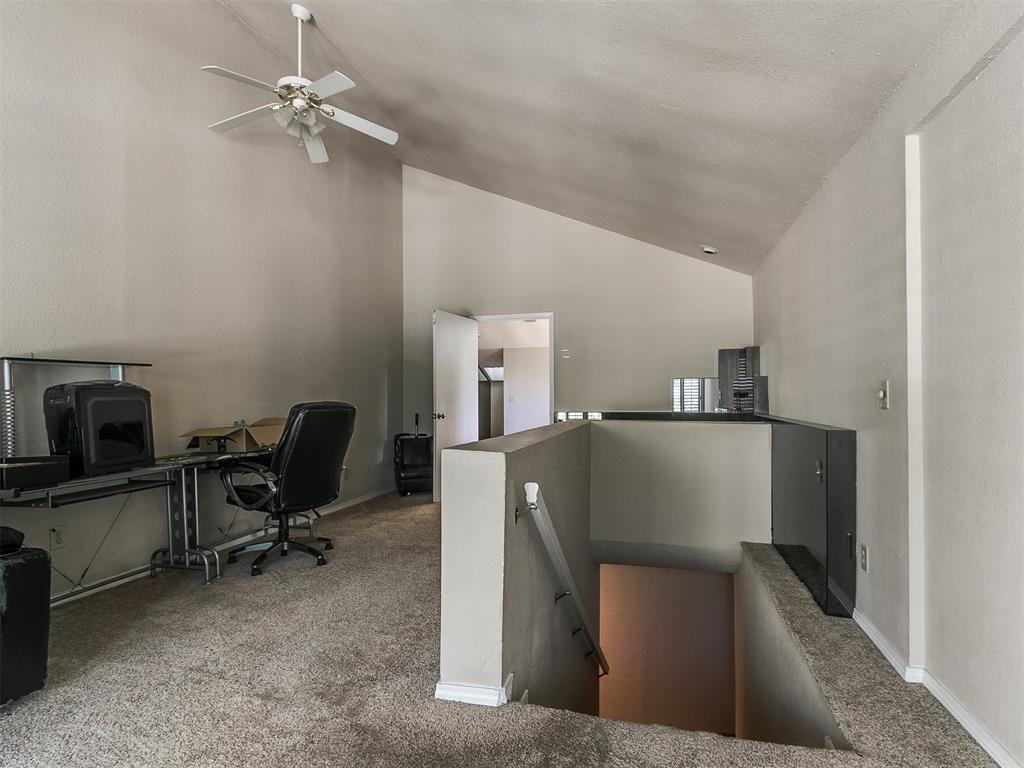 913 Oak Tree Drive Property Photo 44