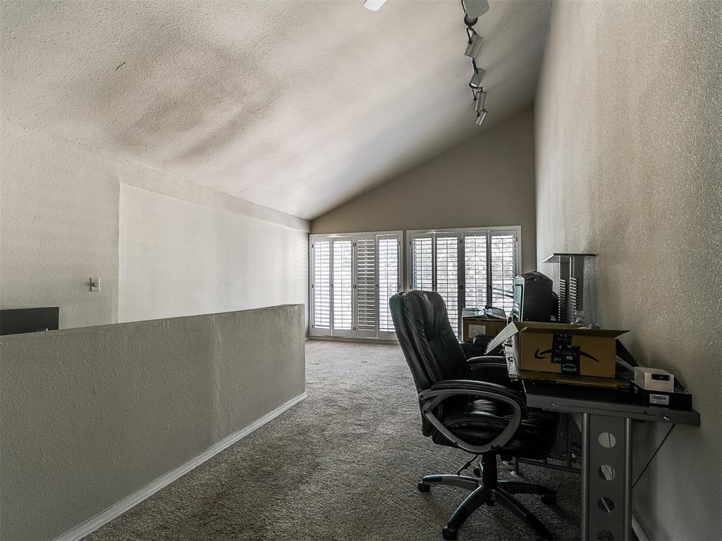 913 Oak Tree Drive Property Photo 45