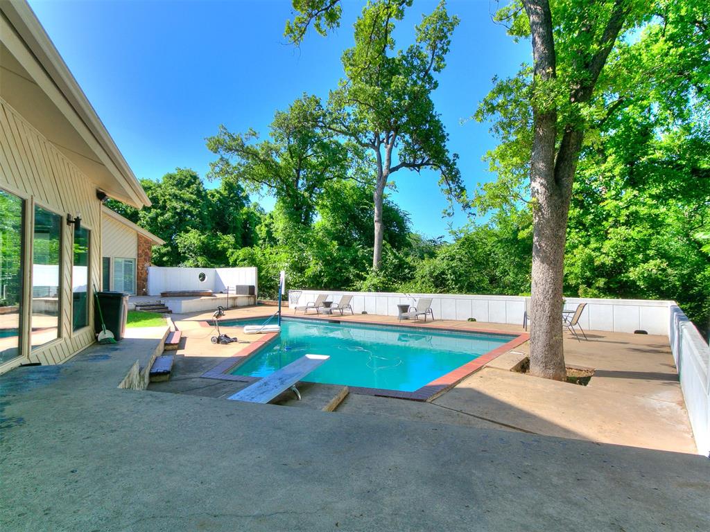 913 Oak Tree Drive Property Photo 48