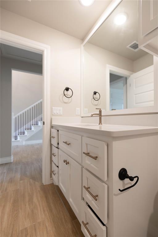 8704 Kate Crossing Property Photo 16