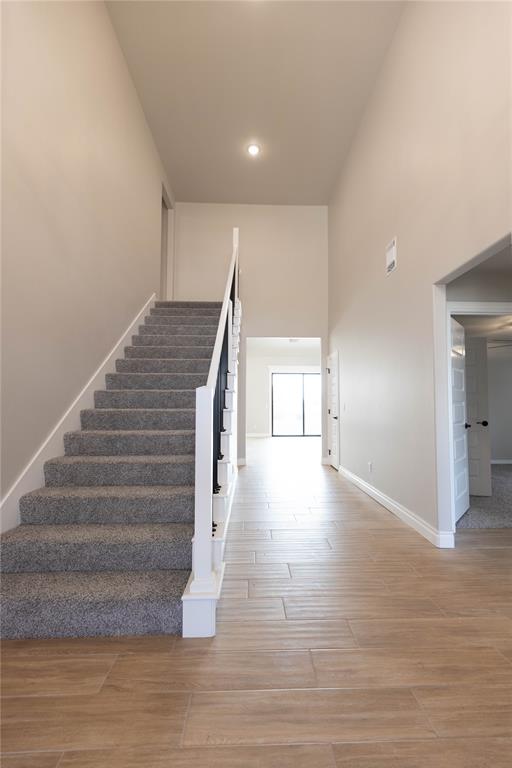 8704 Kate Crossing Property Photo 18