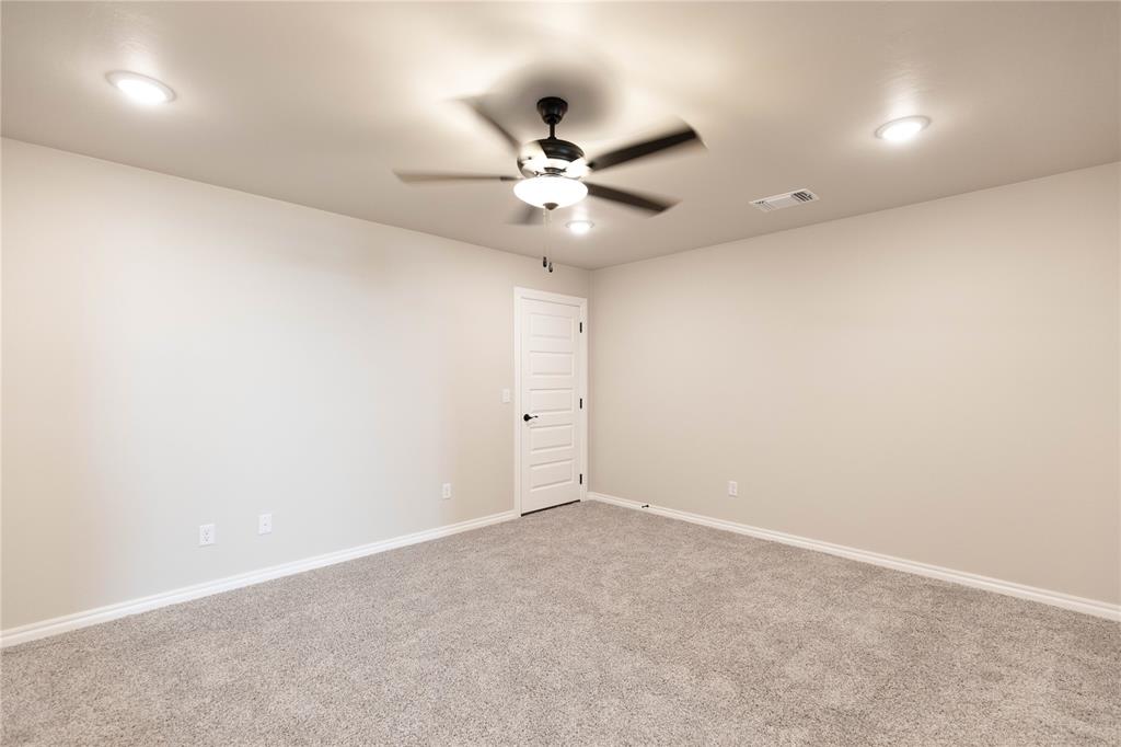 8704 Kate Crossing Property Photo 19