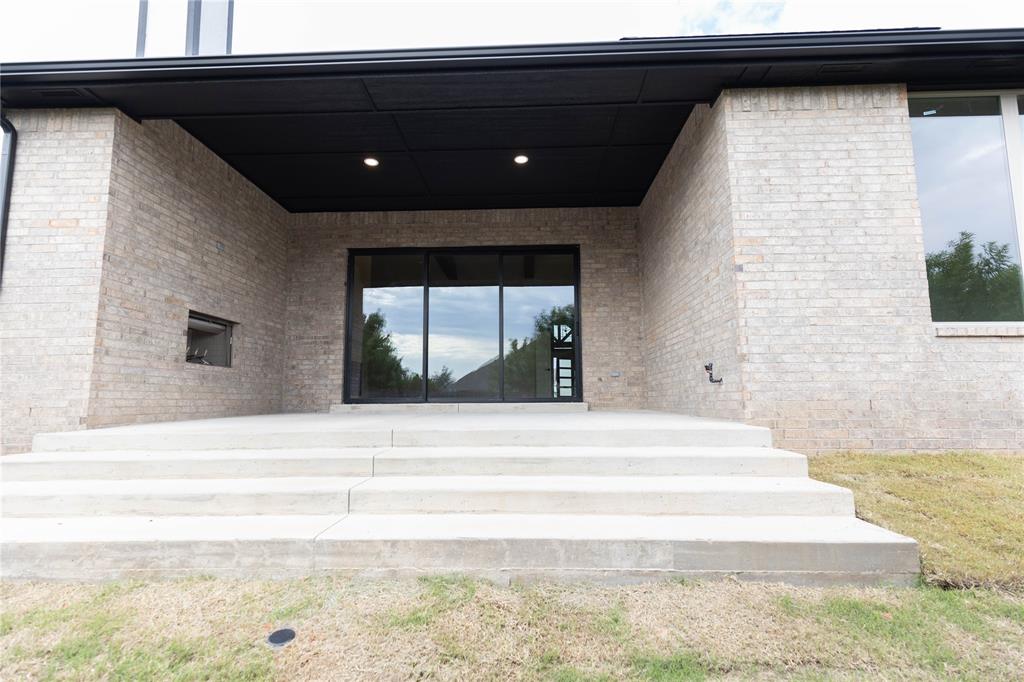 8704 Kate Crossing Property Photo 30