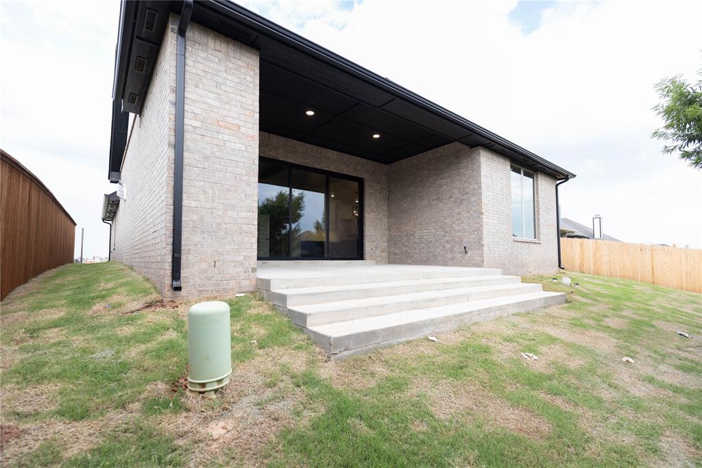 8704 Kate Crossing Property Photo 31