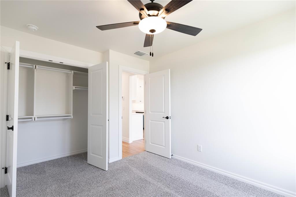 9209 Nw 86th Street Property Photo 13