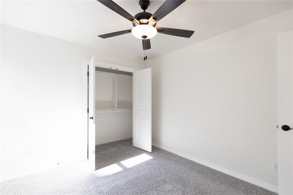 9209 Nw 86th Street Property Photo 15