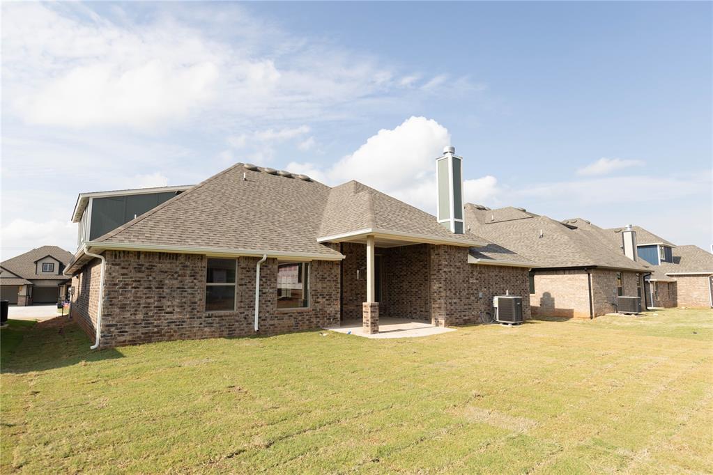 9209 Nw 86th Street Property Photo 27