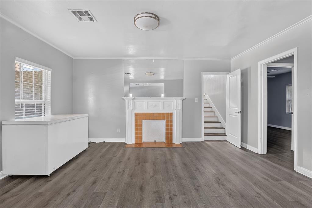 2312 Cashion Place Property Photo 4