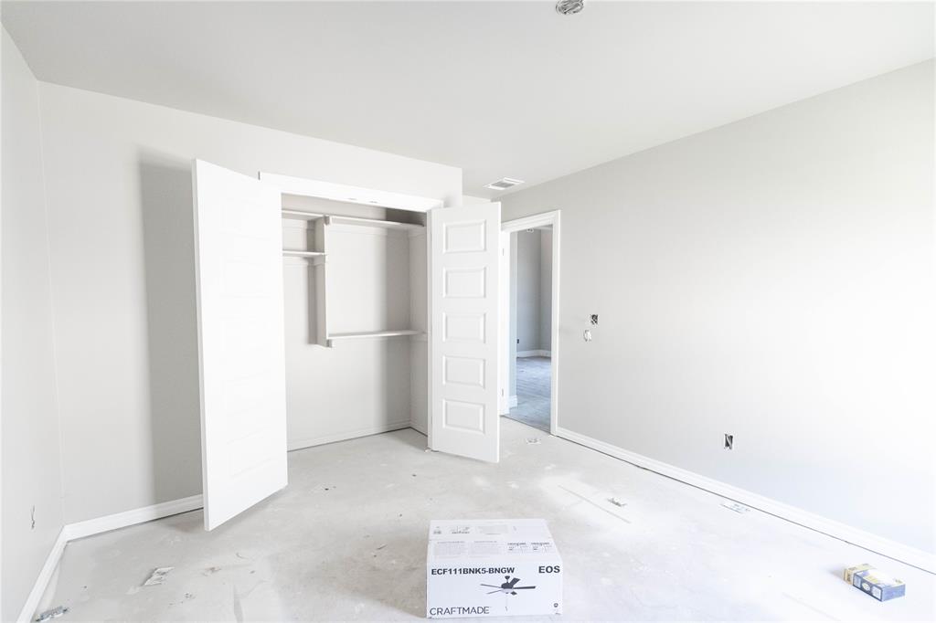 9217 Nw 86th Street Property Photo 12