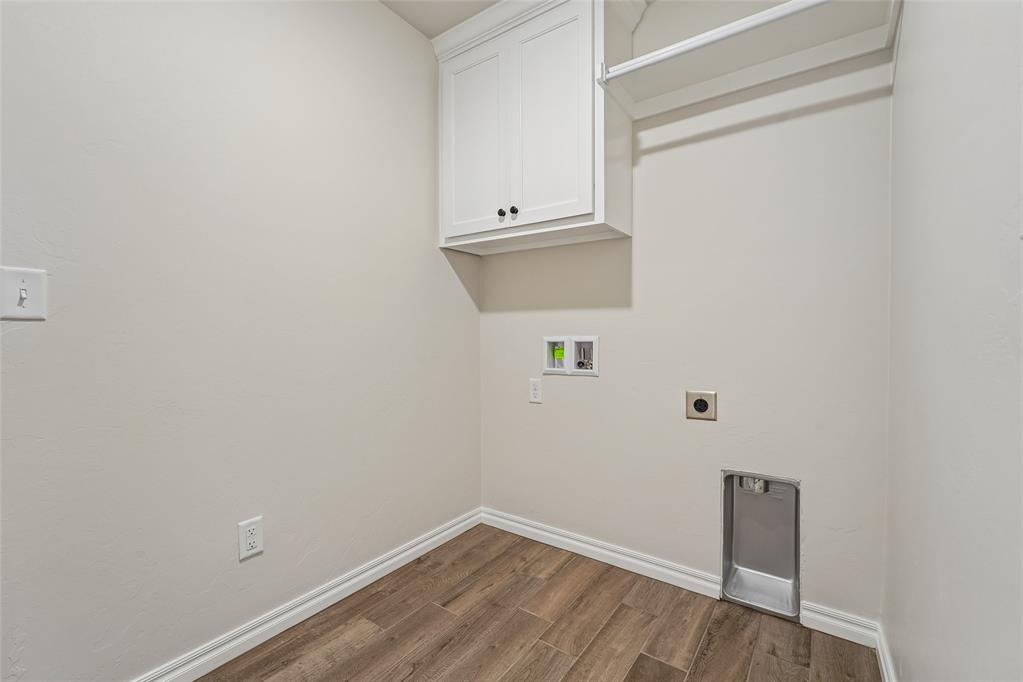 8712 Poppey Place Property Photo 21