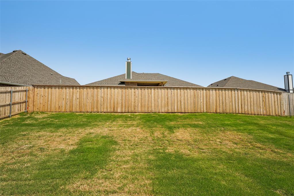 8712 Poppey Place Property Photo 29
