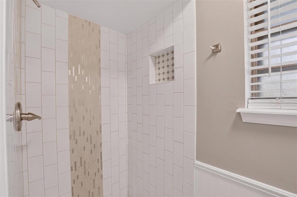 1015 Crown Drive Property Photo 27