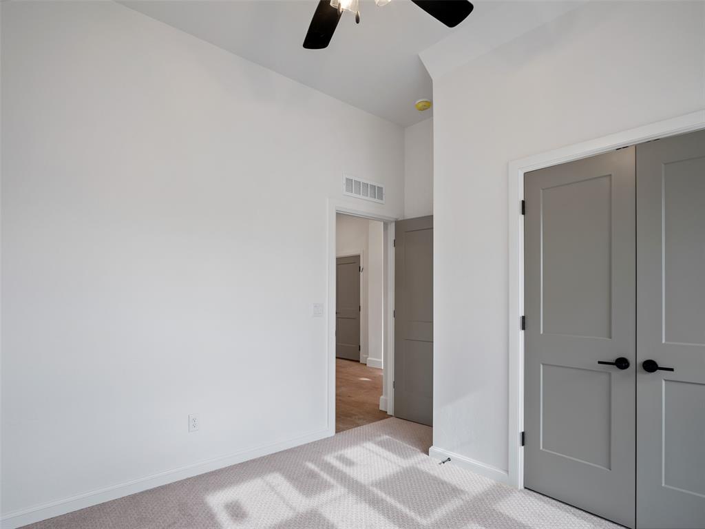 7921 Nw 163rd Street Property Photo 6