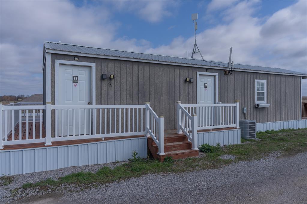32866 Airline Road Property Photo 11