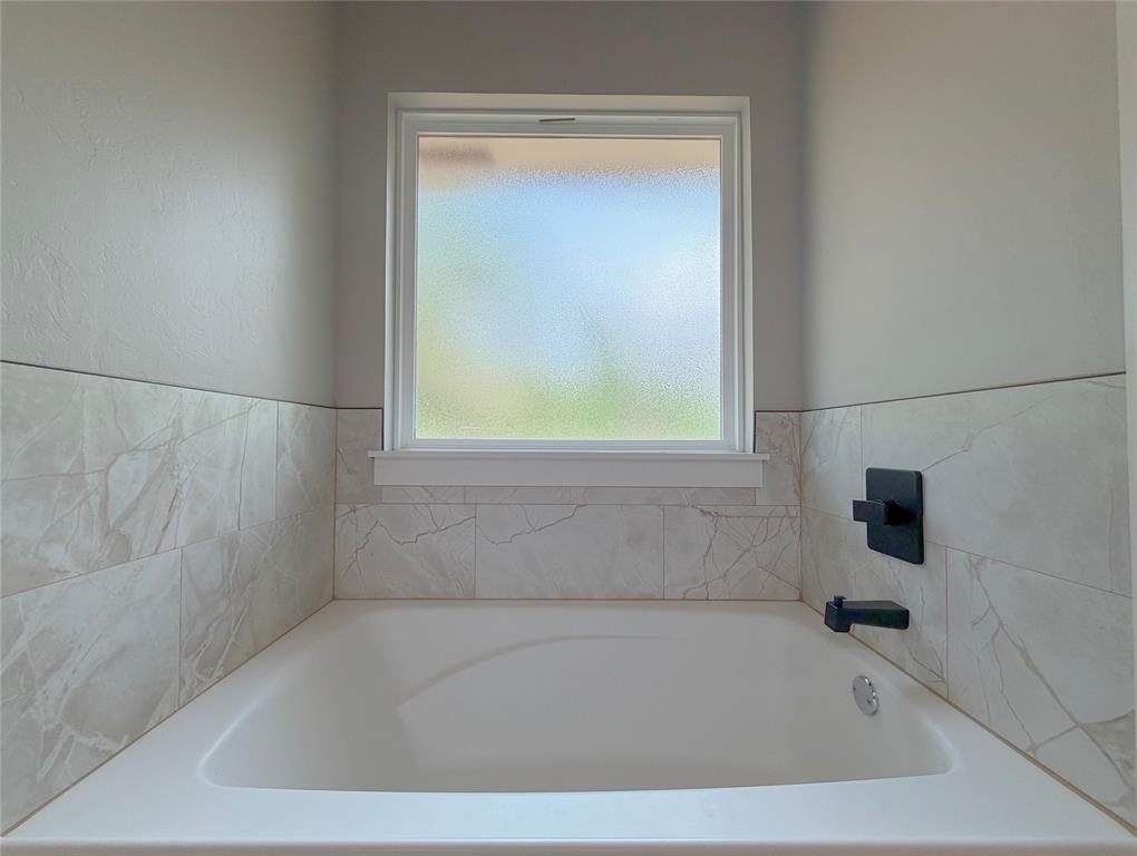 2201 Winter Ridge Road Property Photo 9