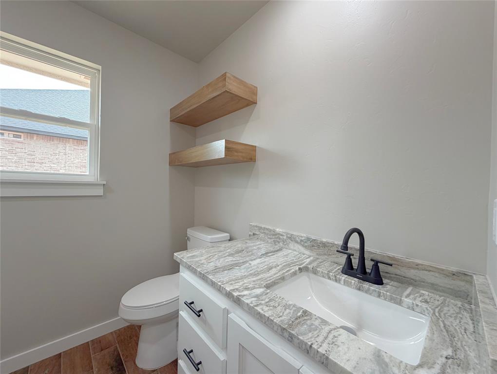 2201 Winter Ridge Road Property Photo 13
