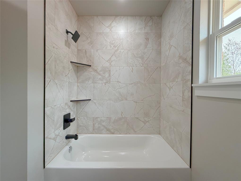 2201 Winter Ridge Road Property Photo 14