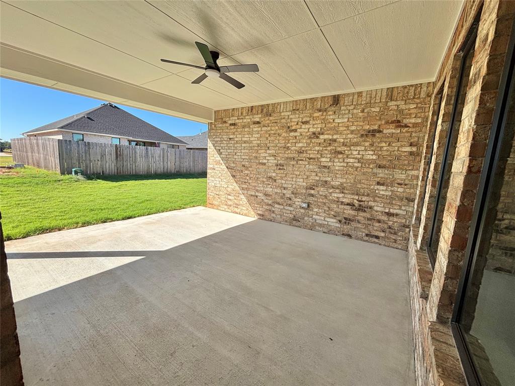 213 Shavano Street Property Photo 12