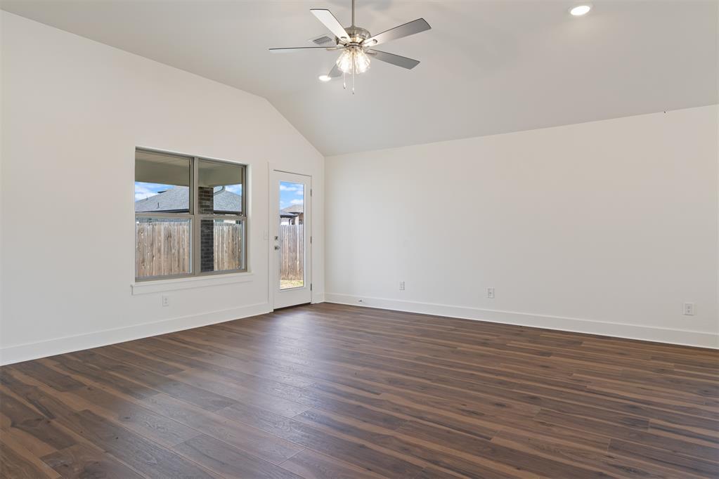 11213 Nw 134th Circle Property Photo 14