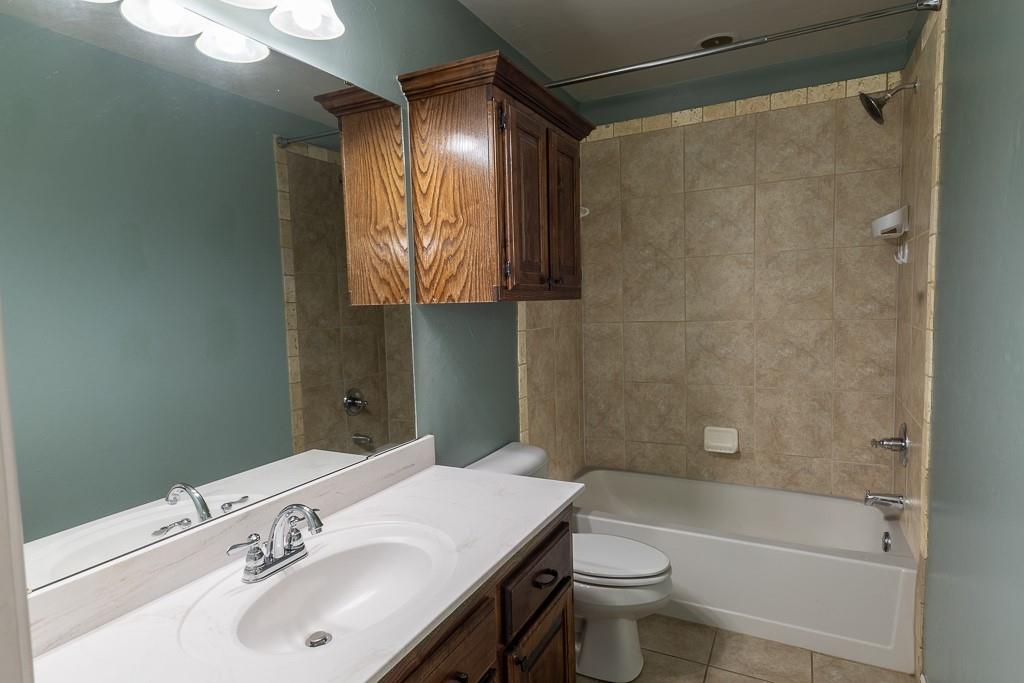 808 Canyon Drive Property Photo 23