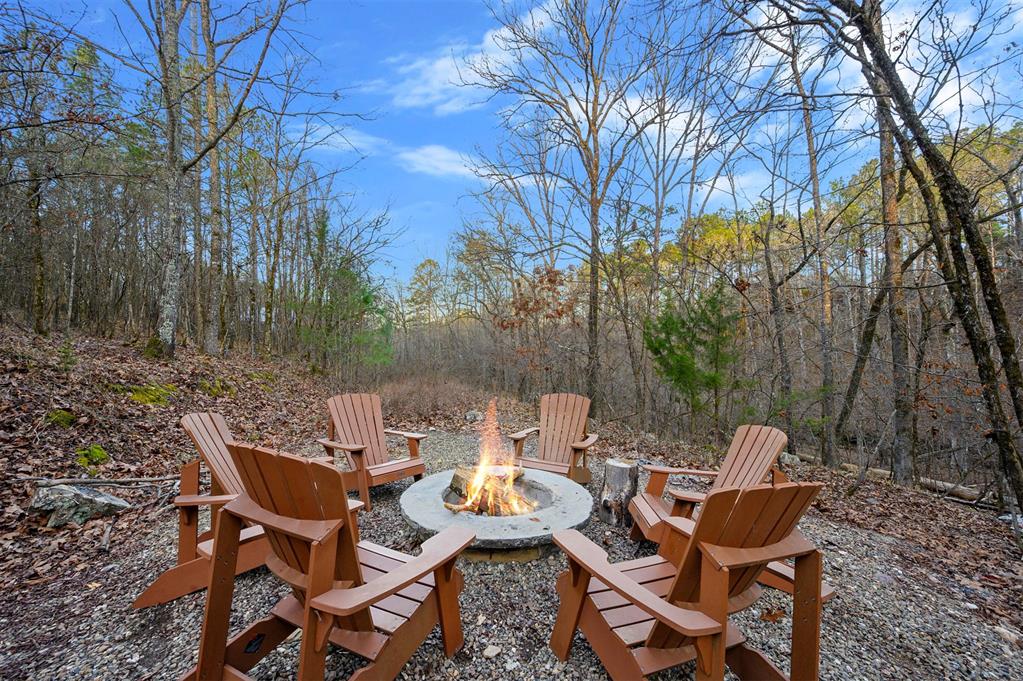 46 Yellow Wood Trail Property Photo 8