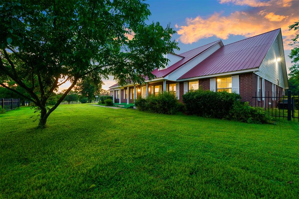 1210255 Property Photo 15