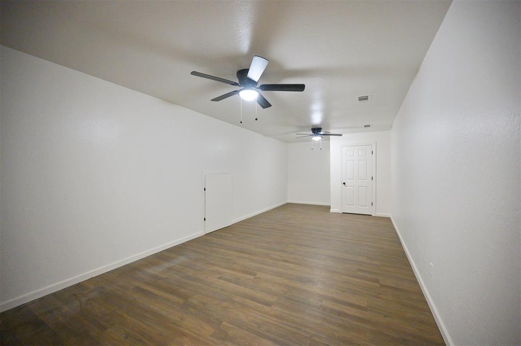 1210255 Property Photo 31