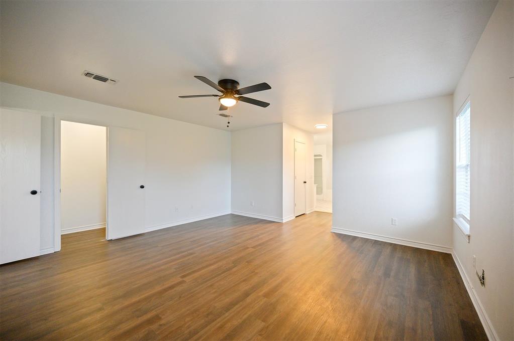 1210255 Property Photo 40