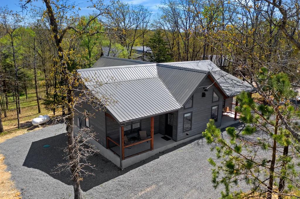 772 Hickory Post Road Property Photo 1